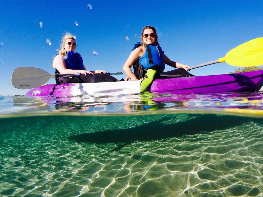 Morning Kayak & Snorkel Adventure With Breakfast on the Gold Coast
