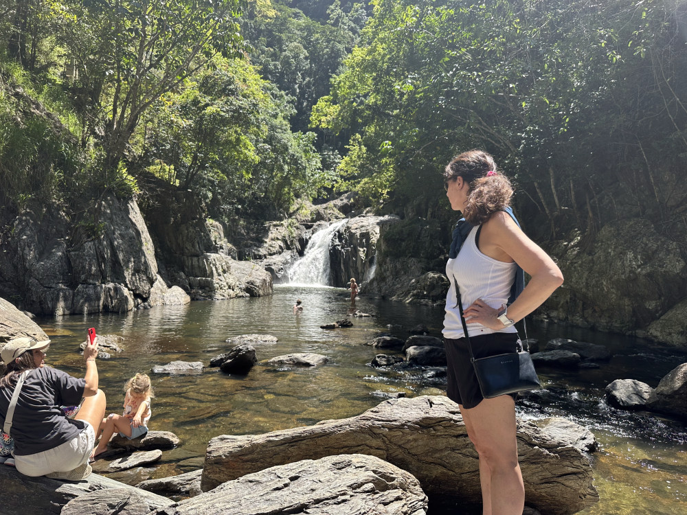 Barefoot Tours