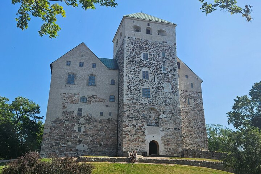 Medieval Turku: Castle & Old Town Private Tour from Helsinki