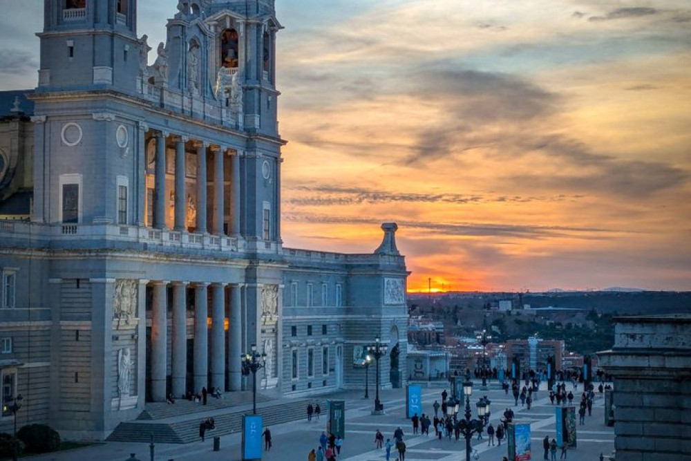 Private Madrid Life and Dine Cuisine and Culture Experience