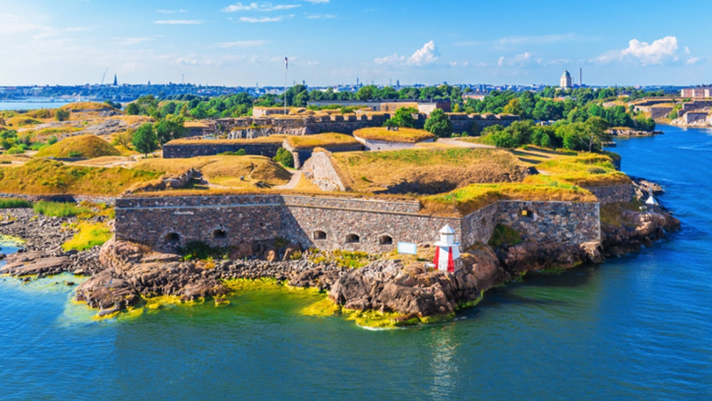 Shore Excursion- Helsinki Sightseeing & Suomenlinna from Helsinki Harbour