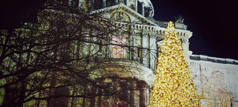 Private Tour: London Christmas Lights & Sights in an Iconic Black Cab