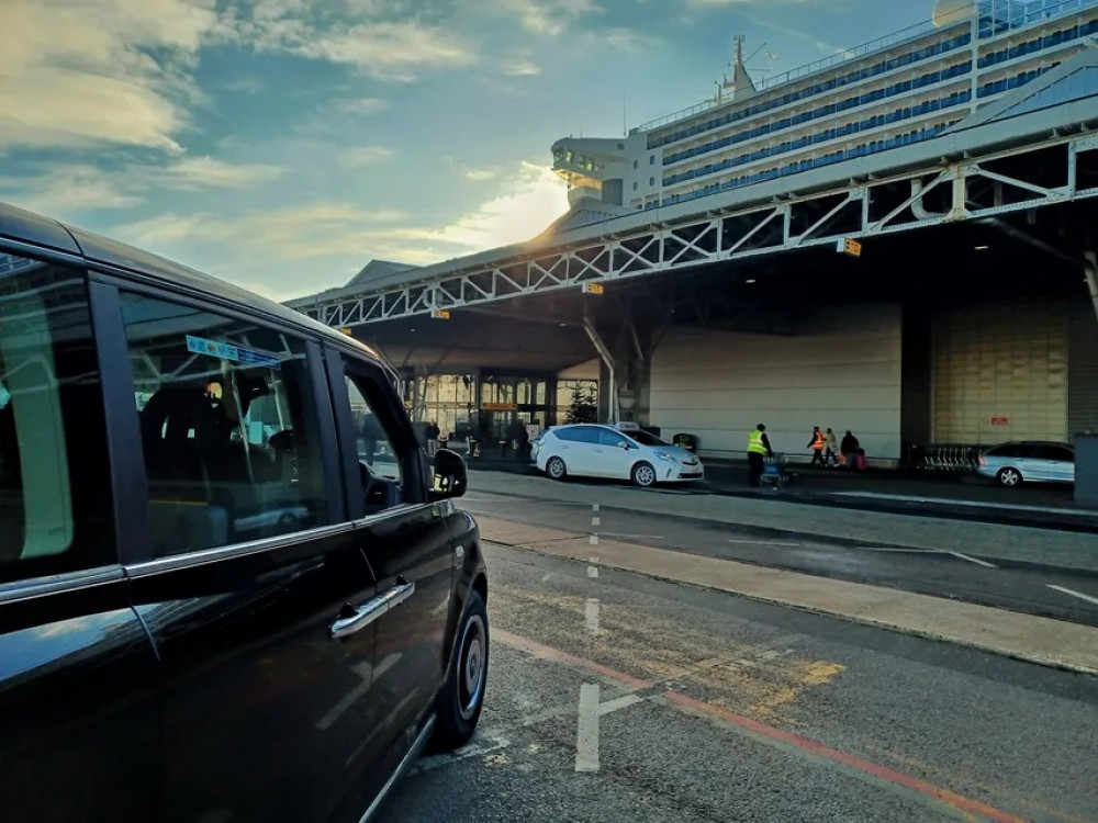 Southampton Transfers From London or London Heathrow in Black Cab