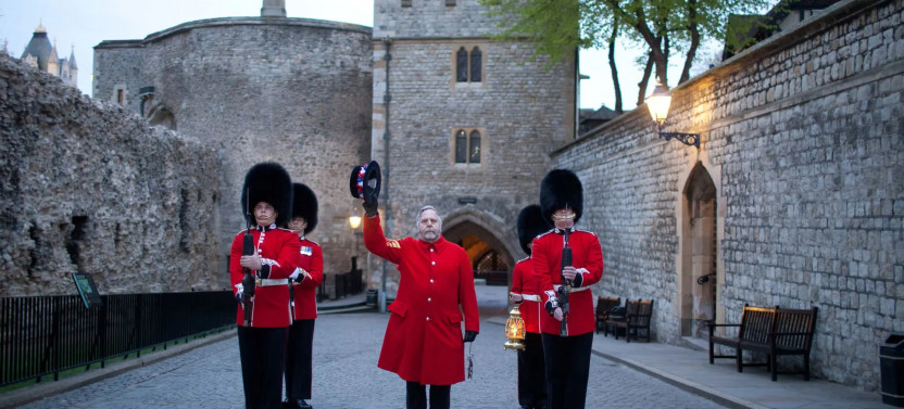 Tower of London After Hours Tour with Beefeater & Keys Ceremony