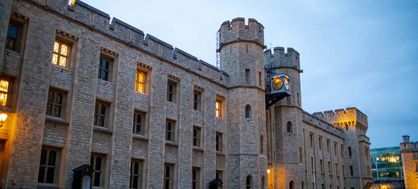 Tower of London After Hours Tour with Beefeater & Keys Ceremony