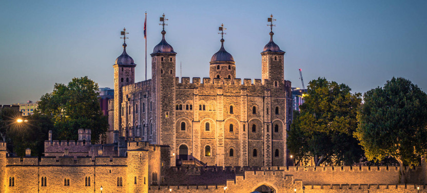 Tower of London After Hours Tour with Beefeater & Keys Ceremony