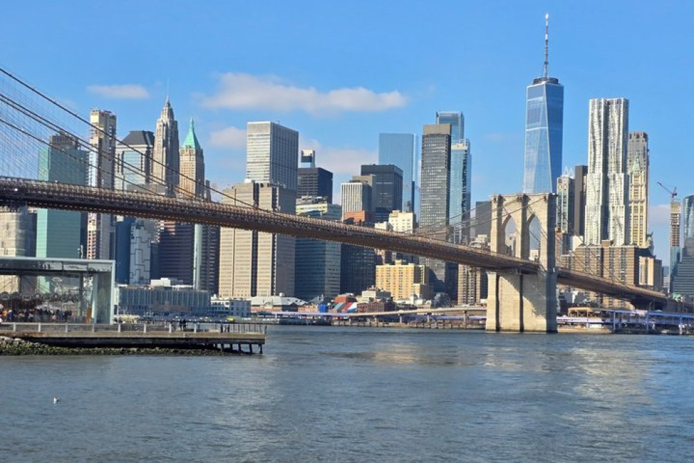Private NYC Tour: Dumbo, Brooklyn Bridge, 9/11 Memorial & Wall Street