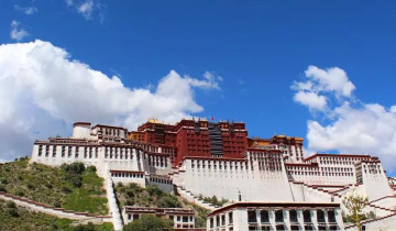 A picture of 4 Days Lhasa City Essential Group Tour
