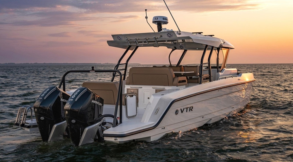 VTR 38 Luxury Private Yacht Experience