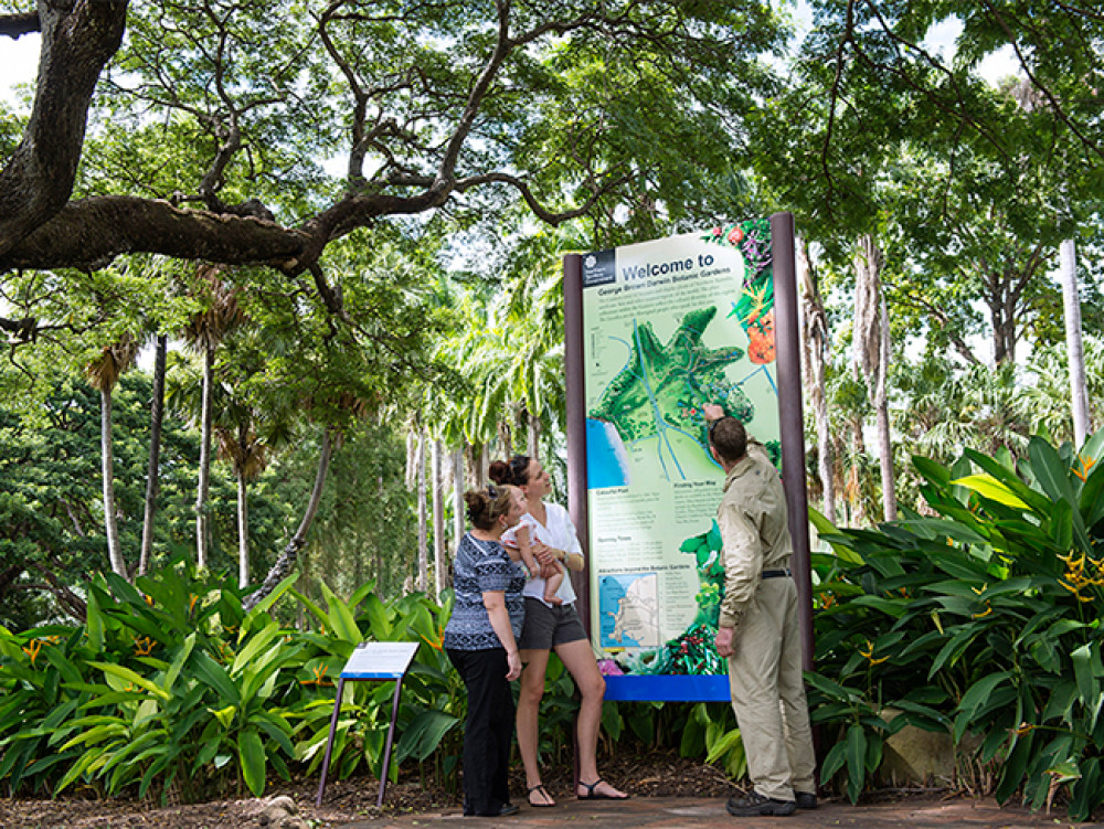 5-hour Tropical Gardens Tour & Sightseeing