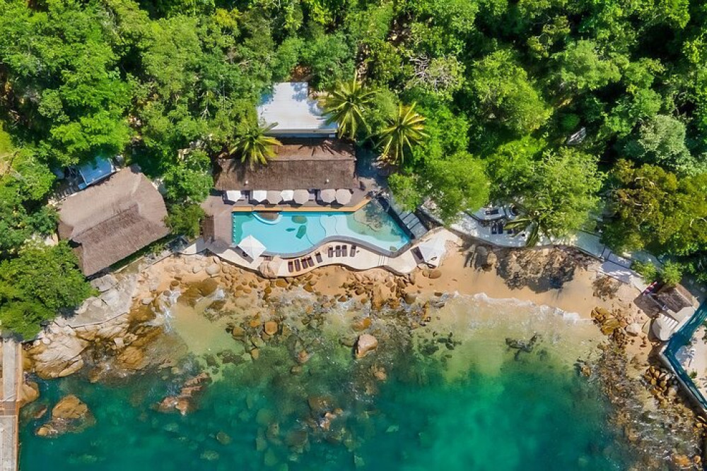 All-Inclusive Remote Paradise Beach & Catamaran Tour