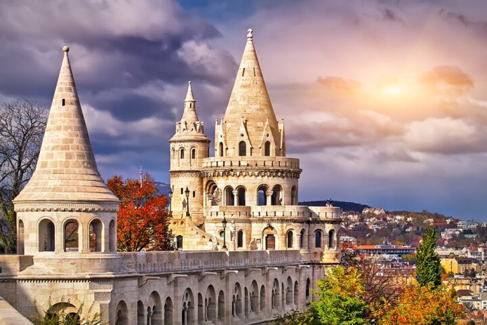 Bratislava and Budapest Small-Group Day Trip from Vienna