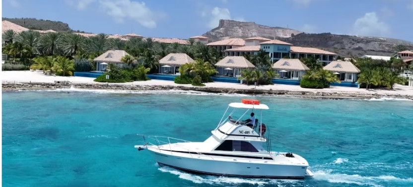 Half Day Yacht Cruise & Snorkel with Stephanie