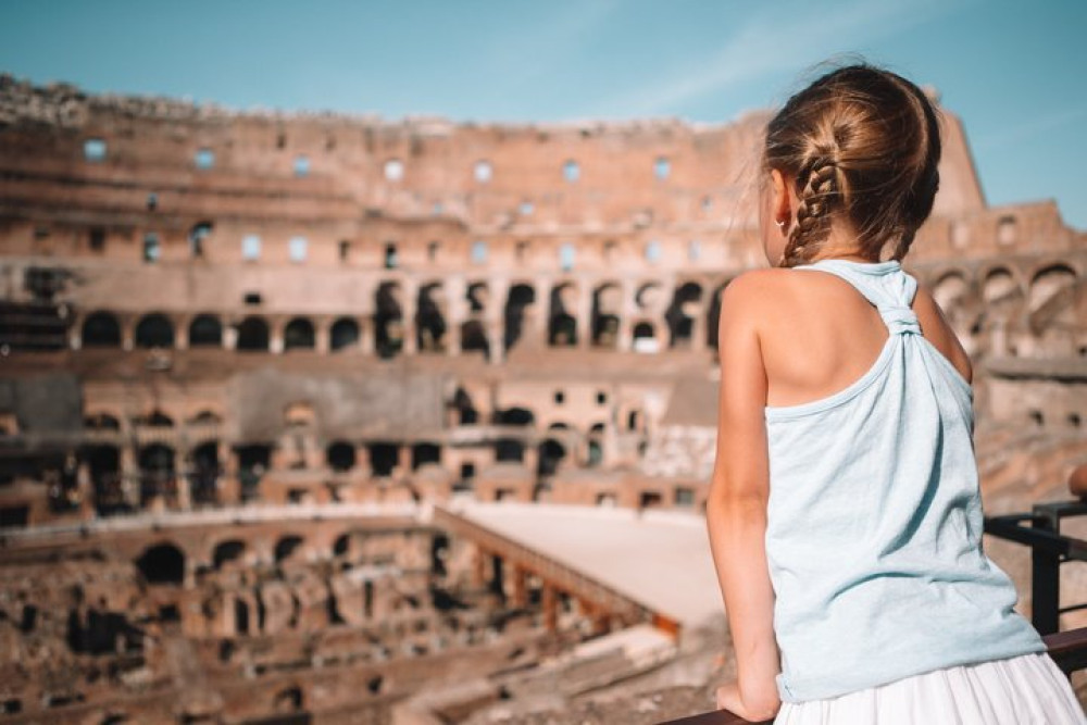 Private Colosseum Arena Tour With Expert Guide with Tickets Included