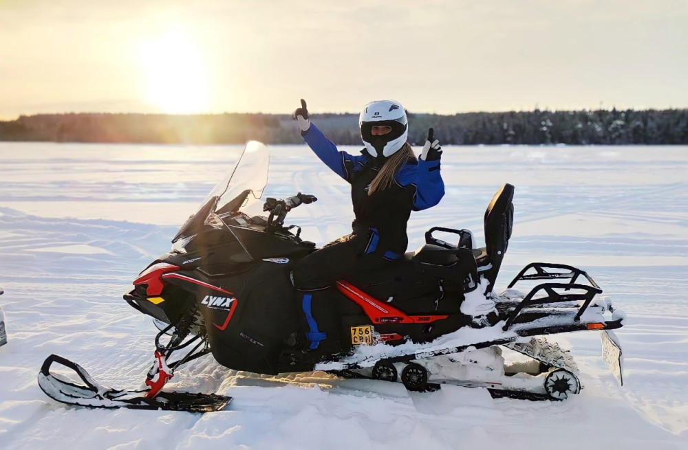 Rovaniemi: Snowmobile Safari Winter Tour - Small Group