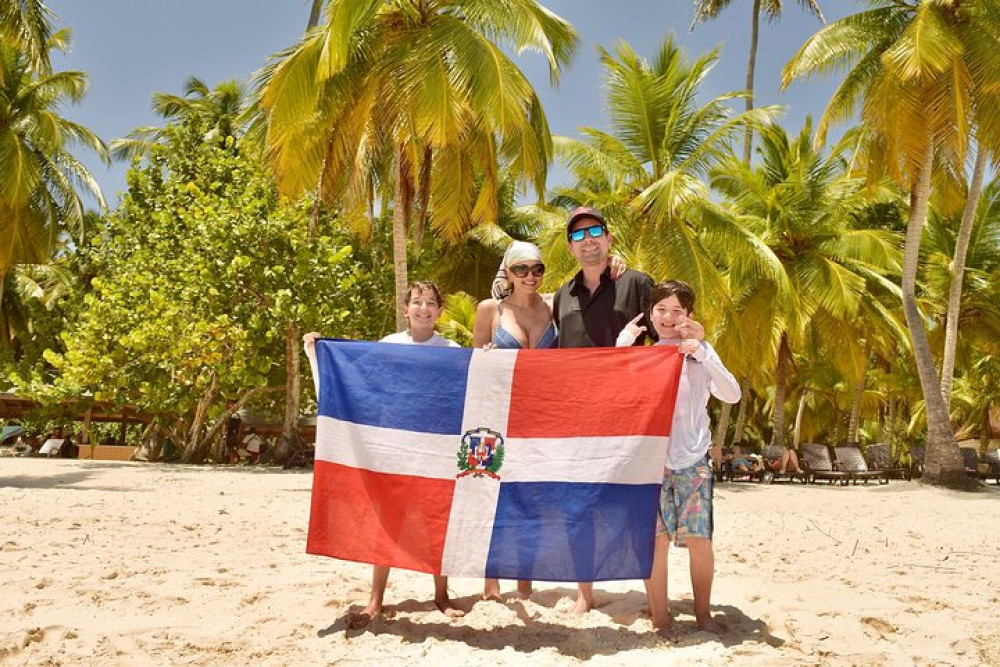 Punta Cana Private Yacht To Saona Island, Snorkel & Natural Pool