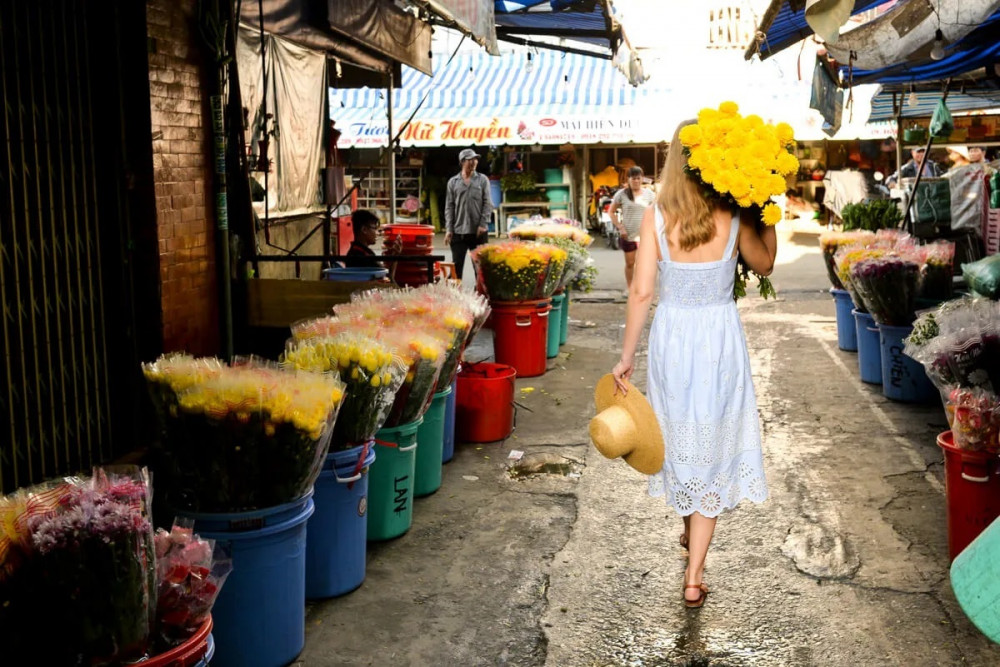 Ho Chi Minh City by Motorbike: The Oldest Spots