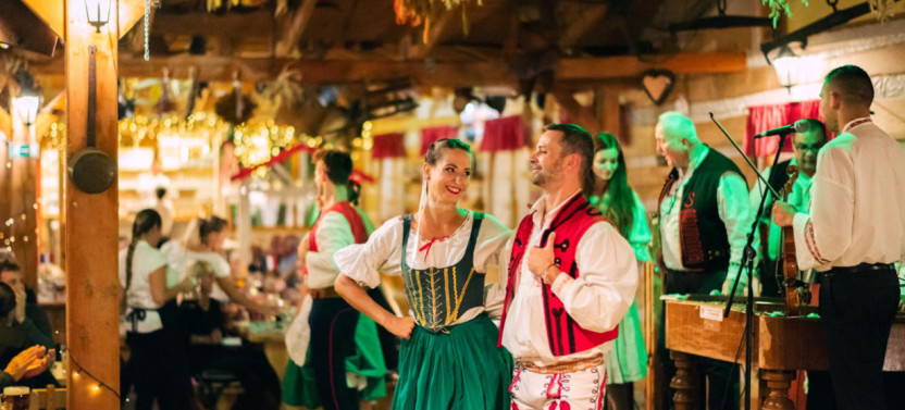 Folklore Dinner - Unlimited Drinks 4 Course Menu