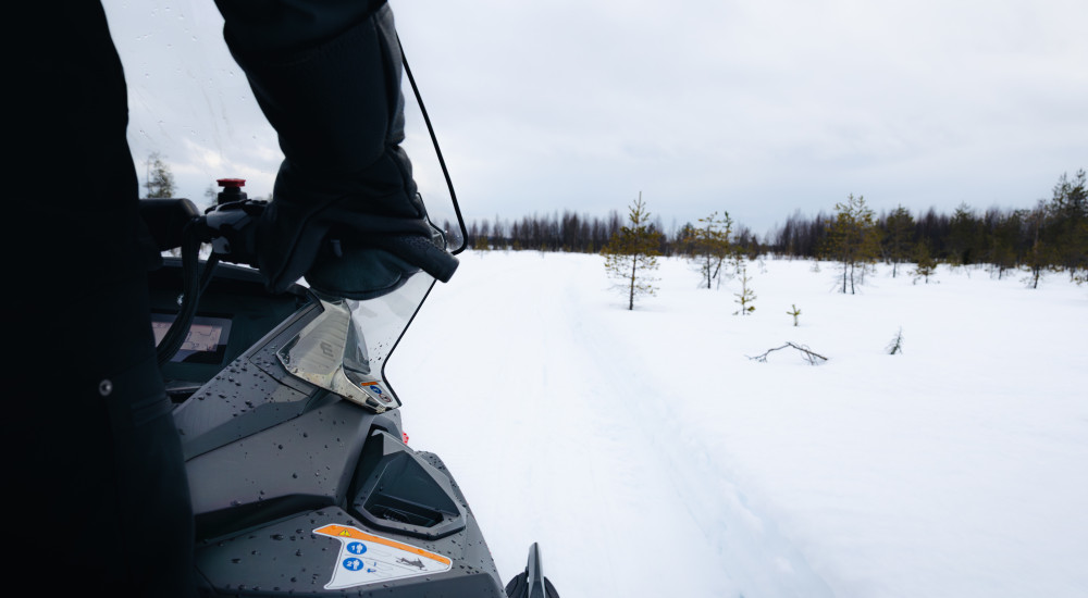Guided Snowmobile Safari through Lapland Wilderness in Levi