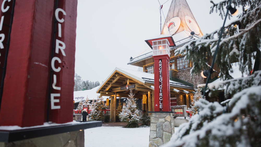 Day Trip to the Santa Claus Village from Levi