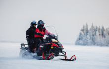 Arctic Circle Snowmobile Park Levi1