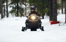 Arctic Circle Snowmobile Park Levi1