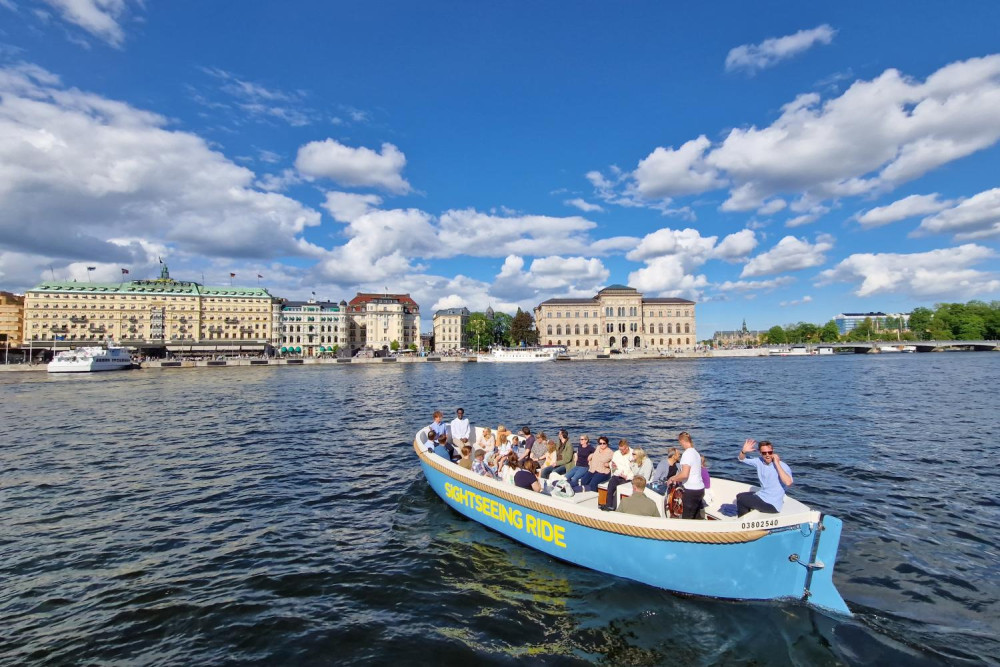 The Sightseeing Ride Canal Tour in Stockholm