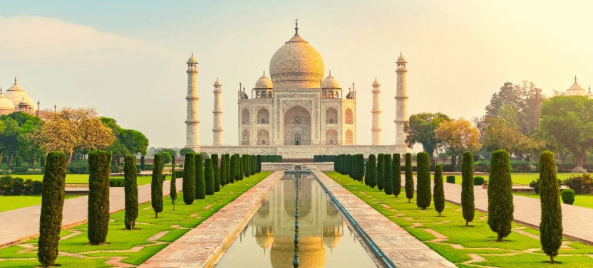 Private Tour: Agra Taj Mahal From Delhi By Car