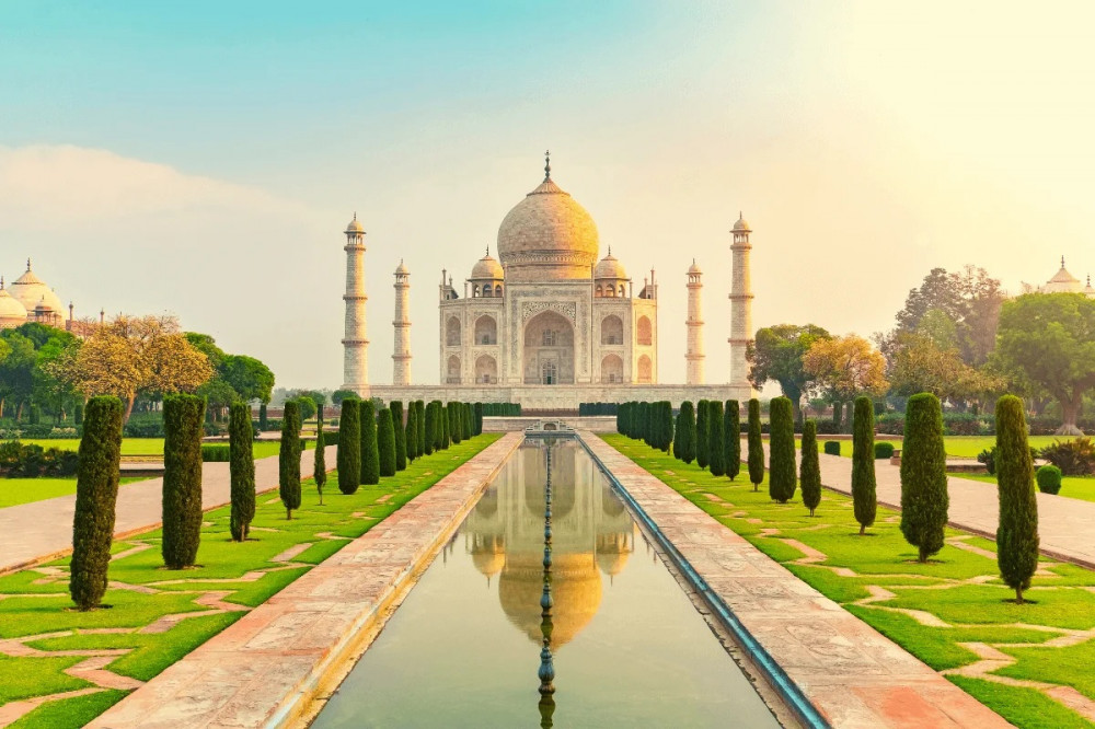 Private Tour: Agra Taj Mahal From Delhi By Car