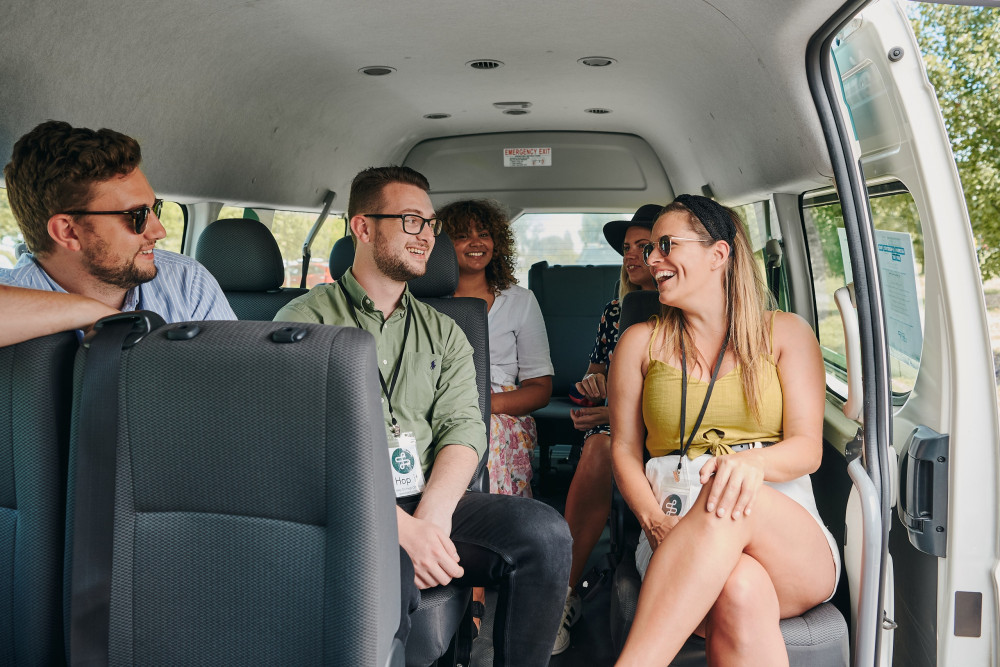Hop-On Hop-Off Red Route Wine & Food Tour in Yarra Valley