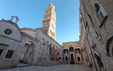 Explore SPLIT with Daniela9