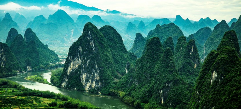 Guilin Private Highlight Day Tour: Li River Cruise and Yangshuo West Street