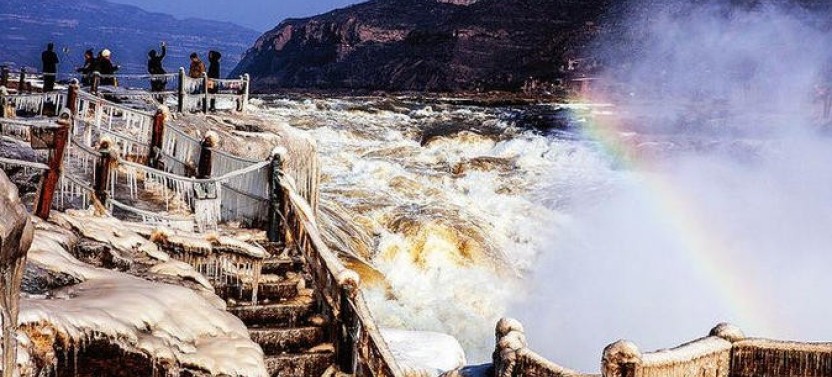 Private One Day Xian Side Tour to Hukou Waterfall