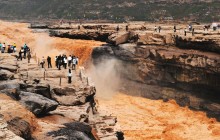 Private One Day Xian Side Tour to Hukou Waterfall
