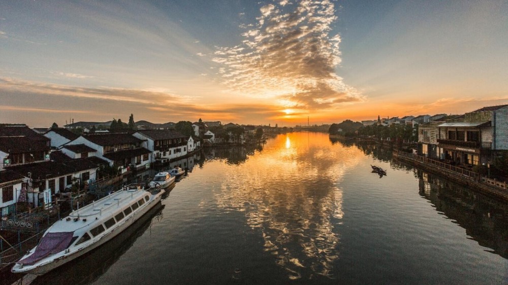 Private Half Day Tour: Zhujiajiao Ancient Town from Shanghai