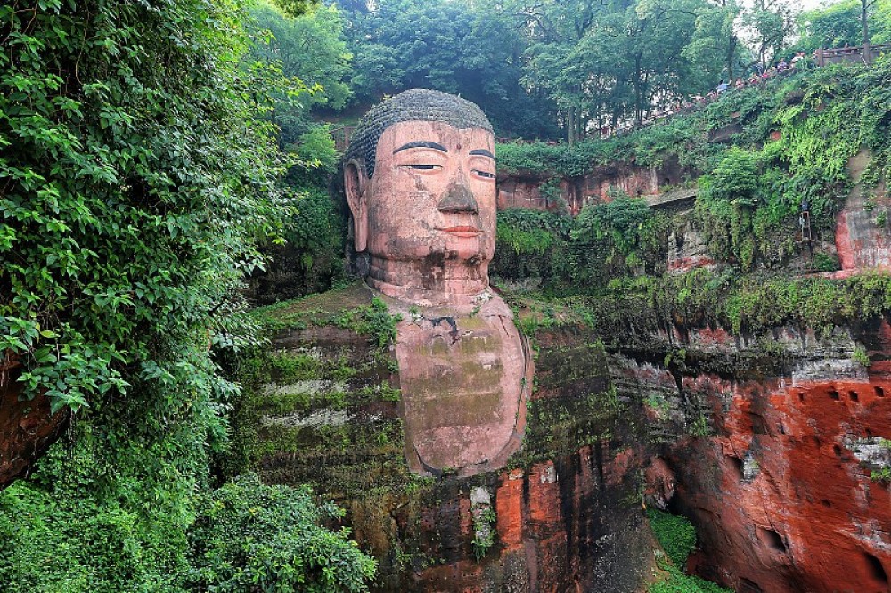 Chengdu Private Tour of Leshan Giant Buddha & Lingyun Temple - Chengdu | Project Expedition