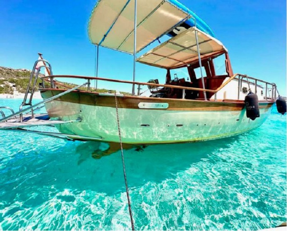 Boat Tour to La Maddalena