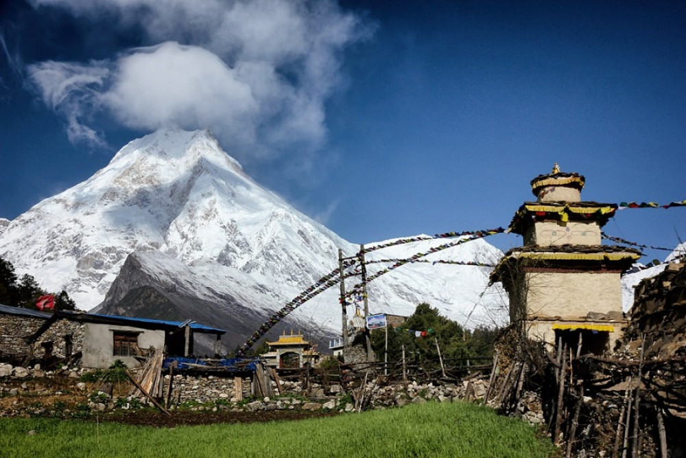 16 Day Manaslu Base Camp Trek