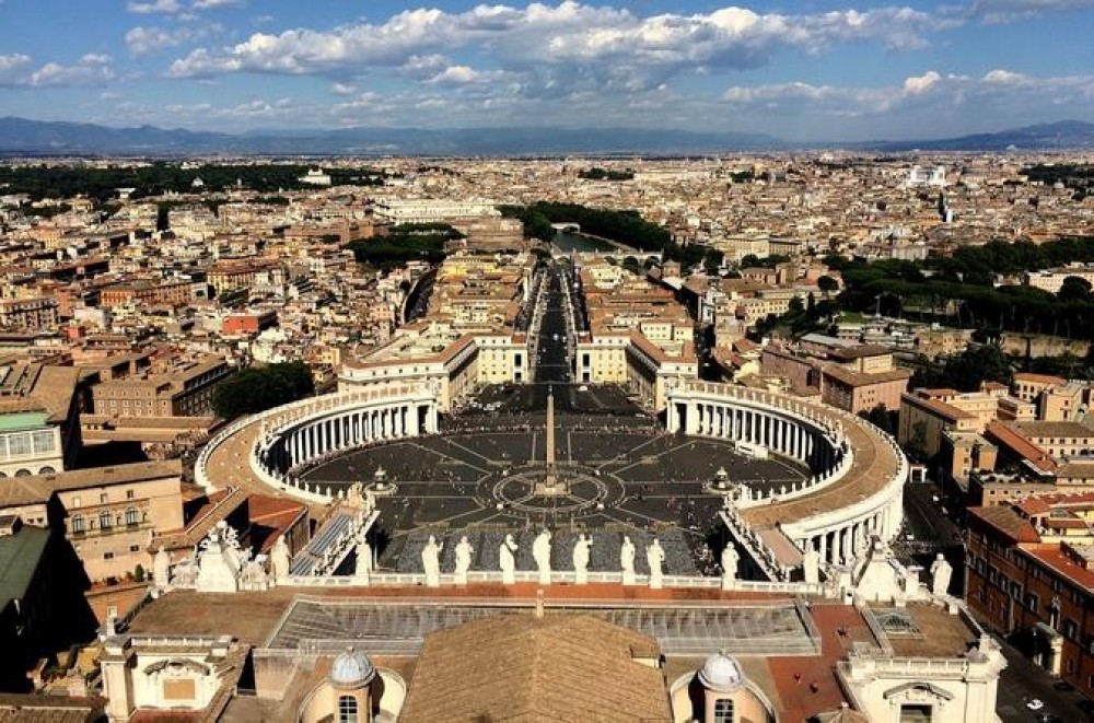 St. Peter's Dome Climb, Basilica & Vatacombs - Rome | Project Expedition