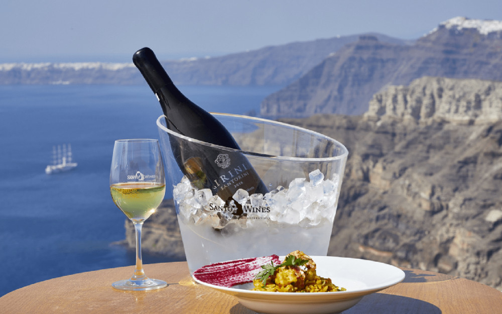 Santorini Sightseeing Tour with Dinner at Sunset