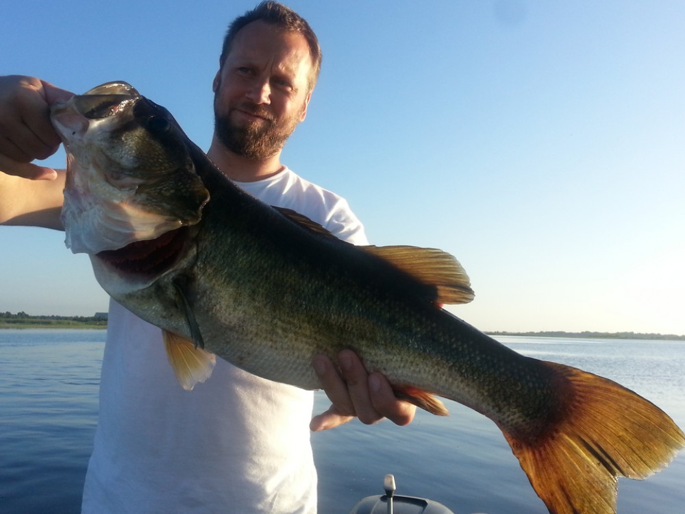 Lake Toho Fishing Charter: World-Class Bass Experience: Book