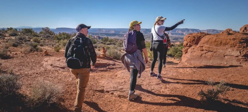 Private Full-Day Canyonlands Hiking Tour with Naturalist Guide