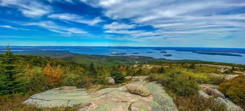 Full-Day Small Group Land & Sea Tour with Hike in Acadia National Park