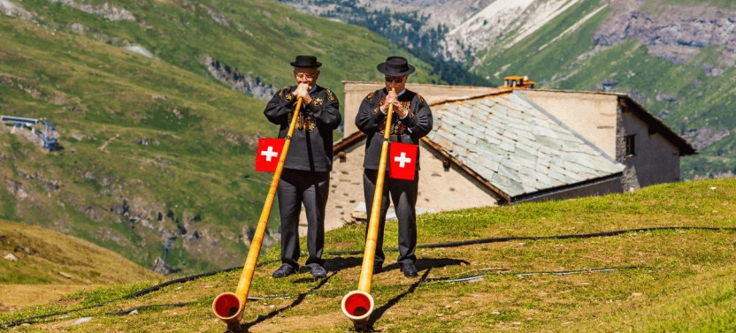 Private Full Day Adventure to Mount Pilatus with Lake Lucerne Cruise