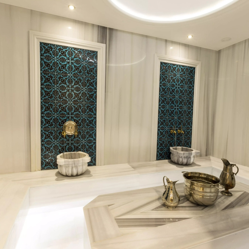 Istanbul: Turkish Bath, Spa and Massage Experience in Taksim