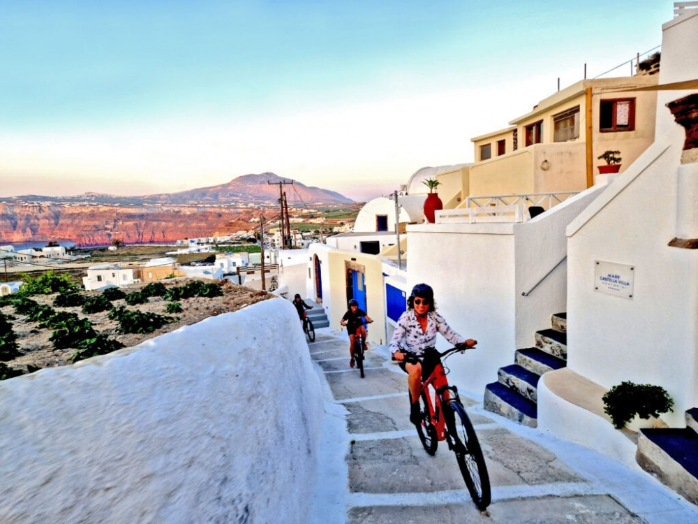 Santorini Morning e-Bike Tour Experience