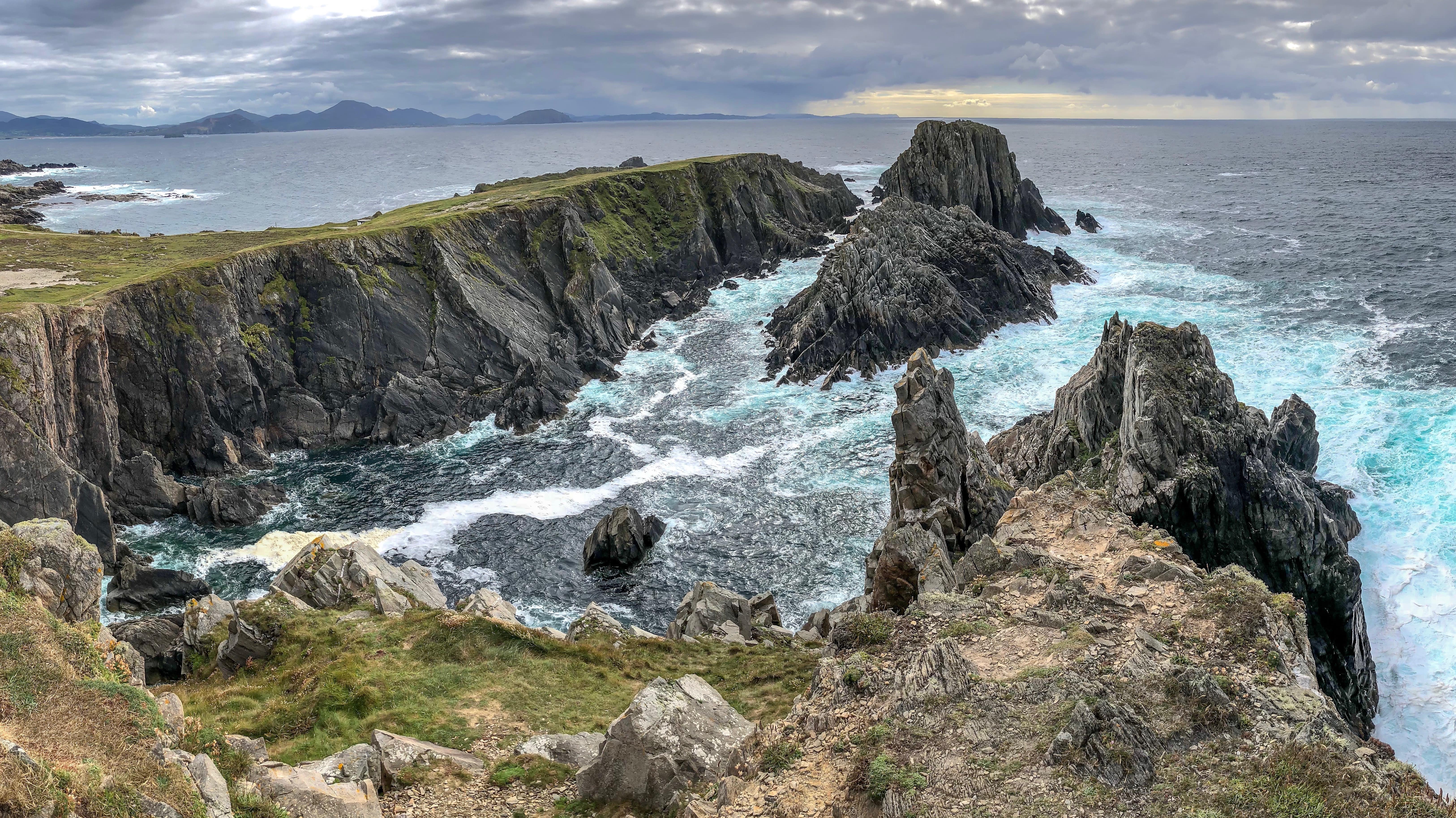 Seeing the northern lights at Malin Head is an amazing thing to do in Donegal ireland