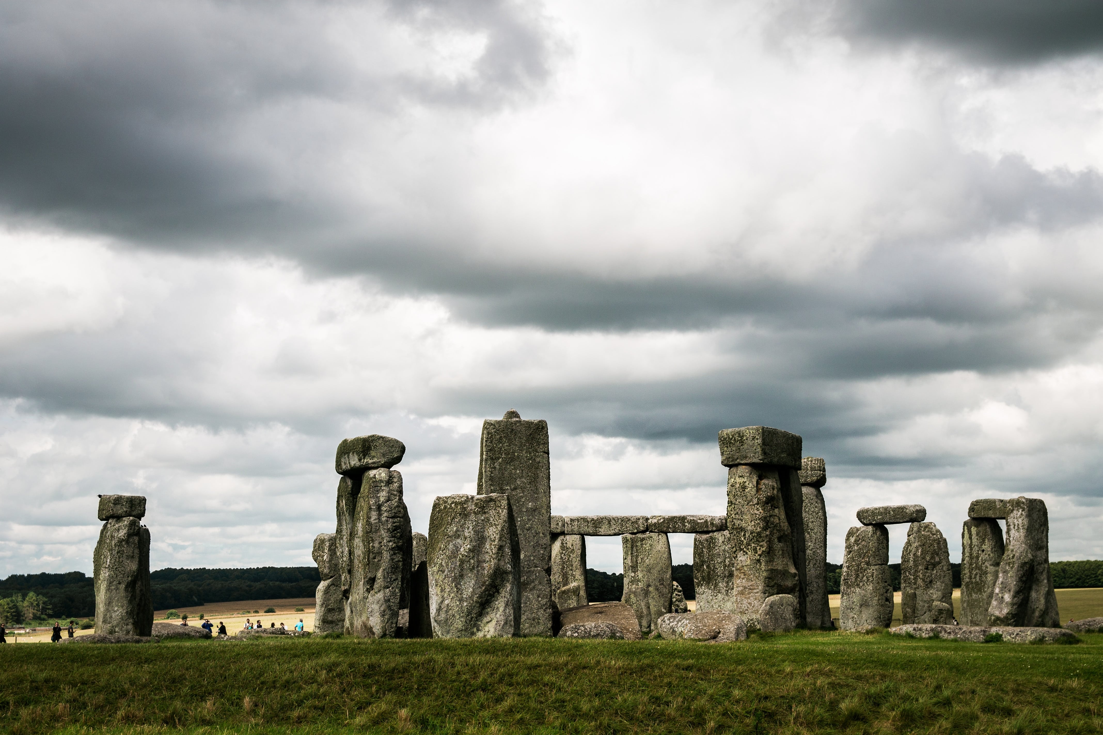 Venturing out to Stonehenge is an awesome thing to do in London