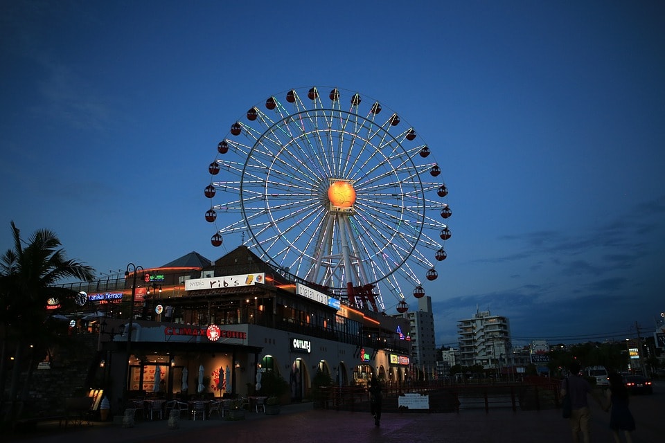 Tempozan rooftop Ferris Wheel in Osaka Japan