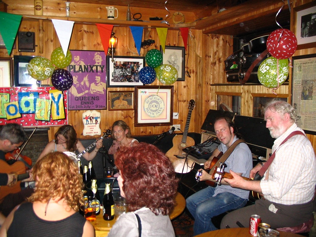 Listening to music in Doolin is one of the best things to do in the west of Ireland